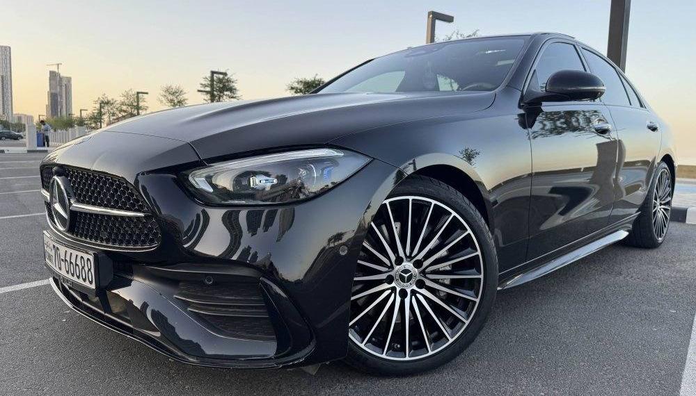 إعلان عن C300 AMG 2023