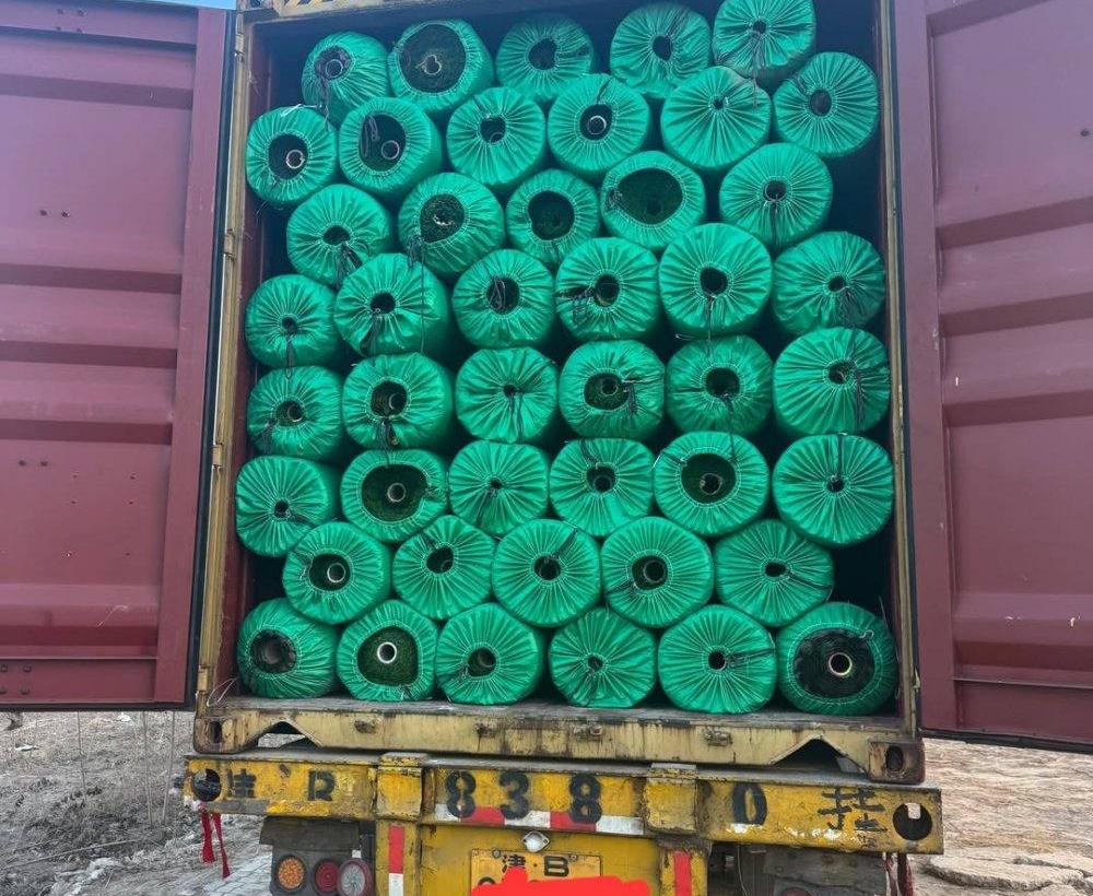 إعلان عن للبيع عشب صناعي بسعر جمله