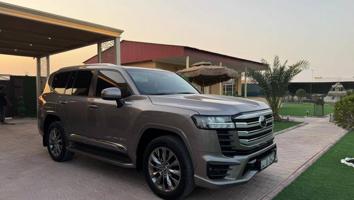 إعلان عن لاند كروزر ايرو اس توين تيربو 2024