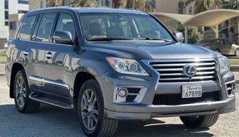 إعلان عن للبيع لكزس LX570 الدرجة الأولى