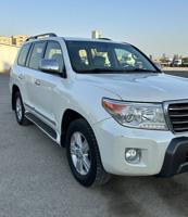 إعلان عن لاندكروزر 2015