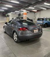 إعلان عن للبيع بحاله ممتازه داخليه احمر