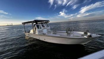 إعلان عن للبيع طراد رنار  ٢٨ قدم مديل ٢٠٠٥ عليه ٢ ماكينة ياماها ١٤٠ مديل ٢٠١٠