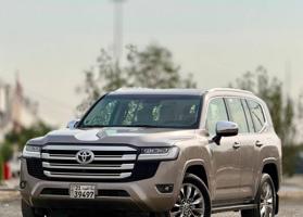 إعلان عن لاندكروزر 2022 VX شرط الفحص بدون تيربو