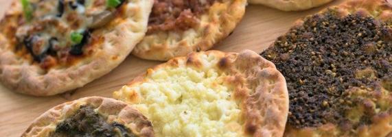 إعلان عن للبيع مصنع حلويات ومعجنات