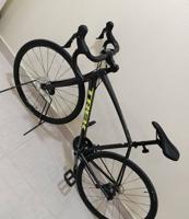 إعلان عن road bike