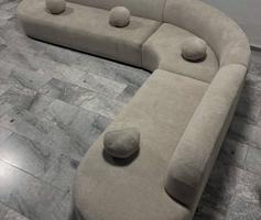 إعلان عن تفصال وتنجيد جميع كنب ودوانيات الرسميه وستاير