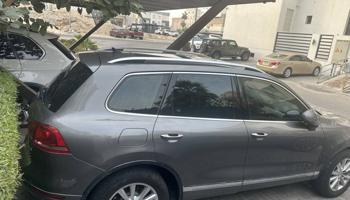 إعلان عن طوارق موديل ٢٠١٤ بانوراما اللون رصاصي غامق ومن الداخل جلد بيج ماشي ١٦٥