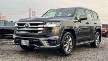 إعلان عن للبيع لاند كروزر 2022