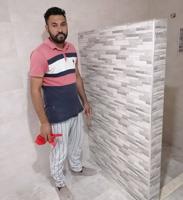 إعلان عن معلم سراميك باكستاني