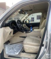 إعلان عن لاندكروزر GXR