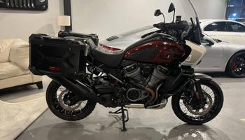 إعلان عن هارلي ديفدسون بان اميركا