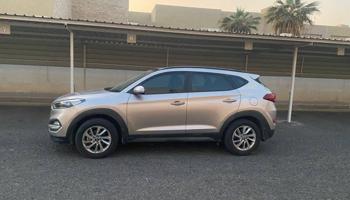 إعلان عن هيونداي توسان 2017 عداد130 الف وارد الوكاله /2000 سي سي