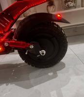 إعلان عن سكوتراتت