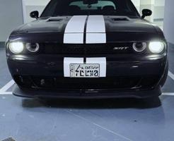 إعلان عن Dodge challenger SRT