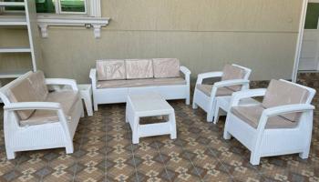 إعلان عن جلسات بلاستك خارجيه