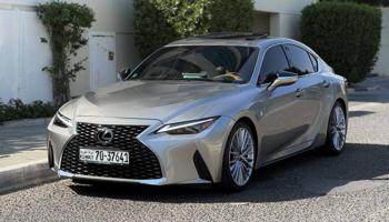 إعلان عن لكزس IS 300 موديل 2023 عداد 34 الدرجة الأولى صبغ وكالة لكجري لاين