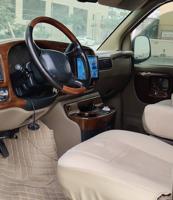 إعلان عن فإن مجهز  بالكامل  مكيف خارجي