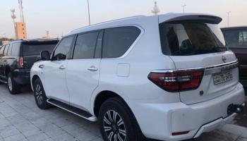 إعلان عن نيسان باترول LE