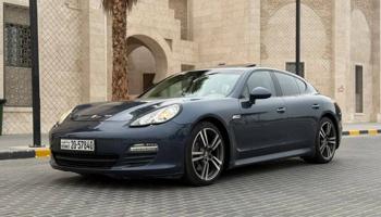 إعلان عن للبيع بورش بانوميرا