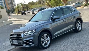 إعلان عن Audi Q5 40T SLine 75.000km Model 2020 full option