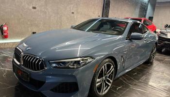 إعلان عن B M W 840 i كت M