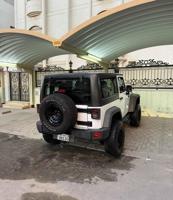 إعلان عن جيب رانقلر قير عادي