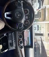 إعلان عن مرسيدس E200