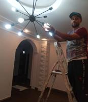 إعلان عن فني كهربائي مميز