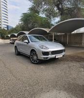 إعلان عن Cayenne 2017