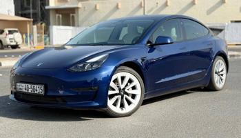 إعلان عن للبيع تسلا موديل 3 بريميم بكج 2021.