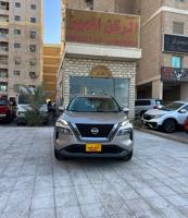 إعلان عن اكس تريل 2023 بحالة الوكاله ماشي 130 الف صبغ الوكاله شرط الفحص