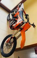 إعلان عن KTM 450 سلف