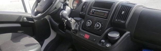 إعلان عن Food truck (coffee truck)