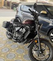 إعلان عن هوندا ريبيل ١١٠٠