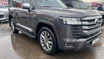 إعلان عن لاند كروزر GX.R AERO-V6
موديل 2022
ماشى 133.000 k.m 
وارد الساير.