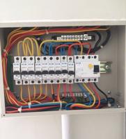 إعلان عن مقاول كهربائي تمديد وتركيب قسائم ملاحق مجمعات ( محمد فيزان )