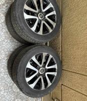 إعلان عن البيع 4 رنجات لاندكروزر اصلي شرط الفحص مع توايرهم