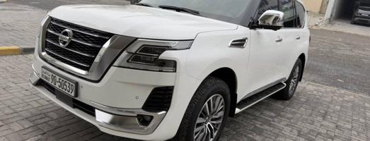 إعلان عن باترول بلاتينيوم.    درجة. اولى. .    2020 6 سلندر.