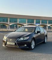 إعلان عن للبيع اكزس ES350 موديل 2013 نظيفه جدا