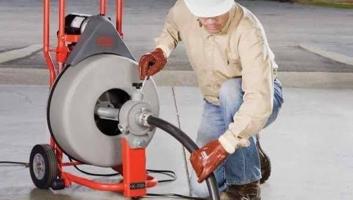 إعلان عن تسليك مجاري ابوعلي لتسليك المجاري واعمال الصحي