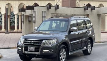 إعلان عن باجيرو صبغ الوكاله فل فتحه شاشه بحالة الوكاله نظيف  4 تواير يدد