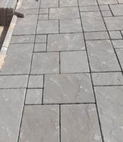 إعلان عن معلم تركيب بلاط متداخل وكربستون وكاشي وصبت موزاييك ارضيات ومصفت سيارات