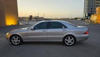 إعلان عن مرسيدس S 500 مخزنه - عداد 45 الف وكاله شرط الفحص موديل 2001 - 8 سلندر