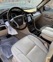 إعلان عن للبيع وانيت سكاليد