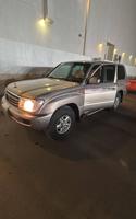 إعلان عن لاند كروزر 2006 بحاله ممتازه