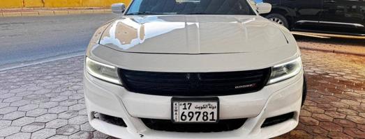 إعلان عن شرط الفحص قير مكينه شاصي نظيفه جدا ماشي 86000