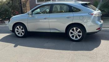 إعلان عن لكزز RX فل اوبشن مديل 2011 بحاله الوكاله شرط الفحص