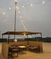 إعلان عن خلف رحال بجانب الخيران