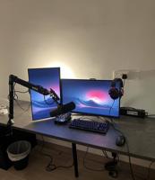 إعلان عن بي سي بمواصفات قوية مع مكسر ومايك